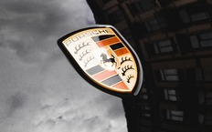 Porsche до сих пор не ушла из России: причина достаточно необычна
