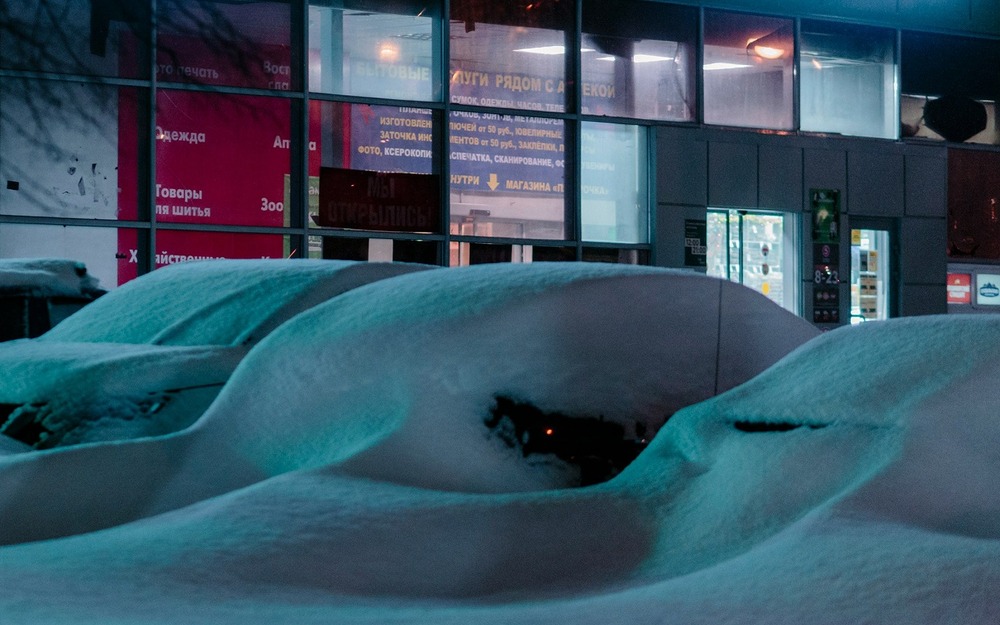 Гараж, паркинг, навес - где не стоит оставлять автомобиль в морозы