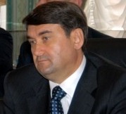 Левитин предложил сузить полосы движений в городах