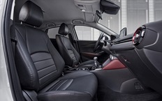 Найти левый руль - большая удача: почти все машины 8-10 лет - праворульные