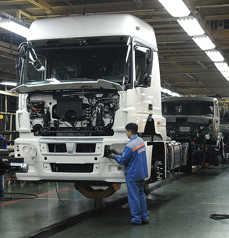 Правительство смягчило требования к сертификации грузовиков и автобусов по классу двигателей Евро-5