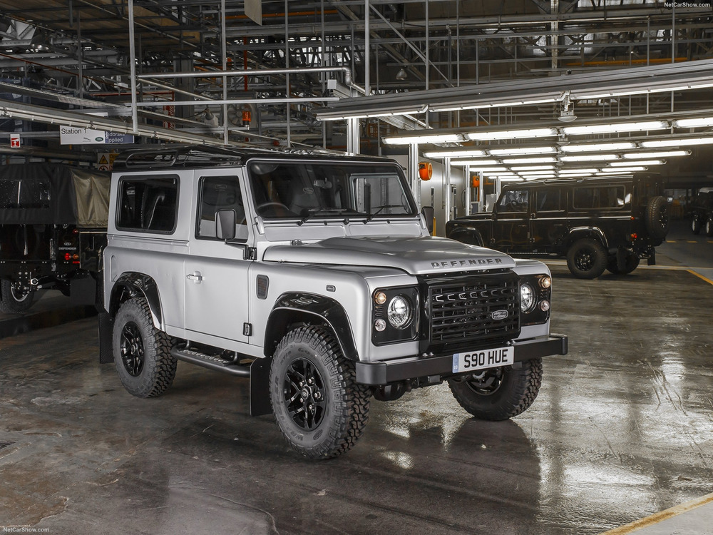 В Британии выпустили двухмиллионный Land Rover Defender