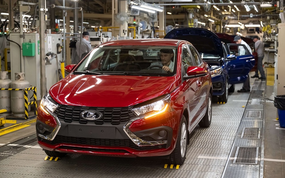 Что там с выпуском Искры - начали делать больше?