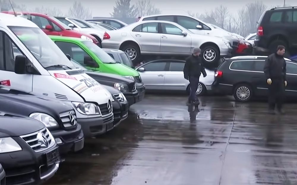 Репортаж с автосвалки: немцы избавляются от дизелей!