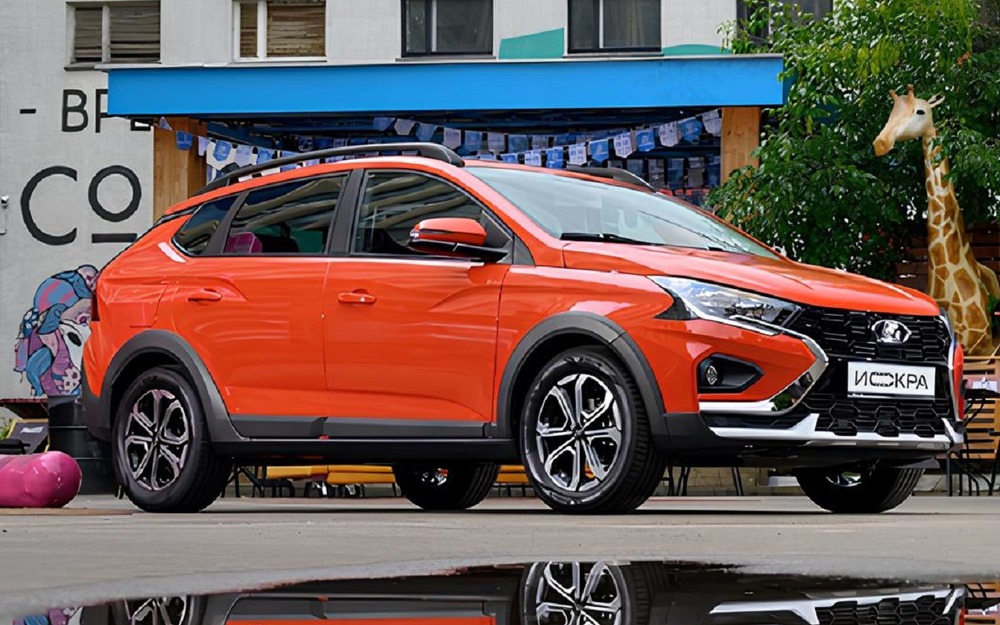 Дорожный просвет Lada Iskra: детали об универсале и кросс-универсале