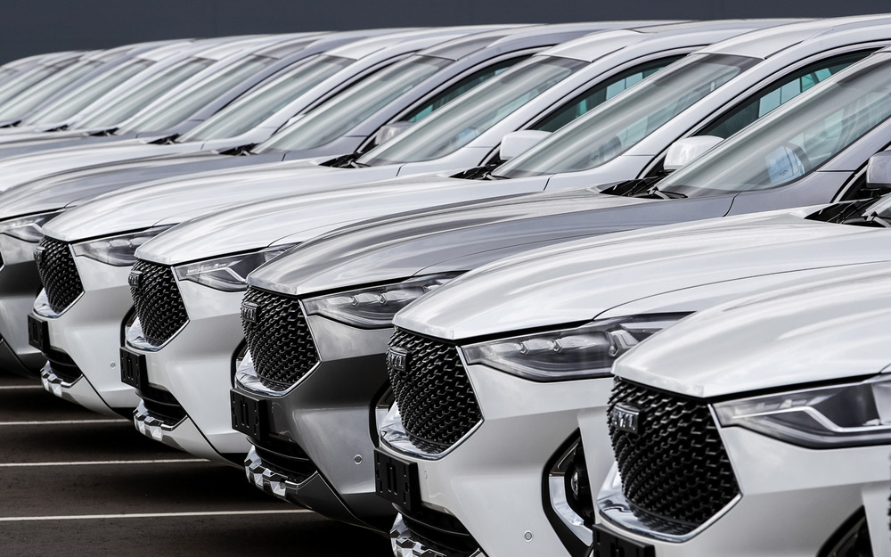 Стало известно, сколько новых машин, выпущенных в России, будет ездить по дорогам страны