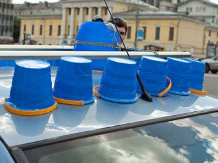 «Синие ведерки» предложили свою реформу закона «Об ОСАГО»