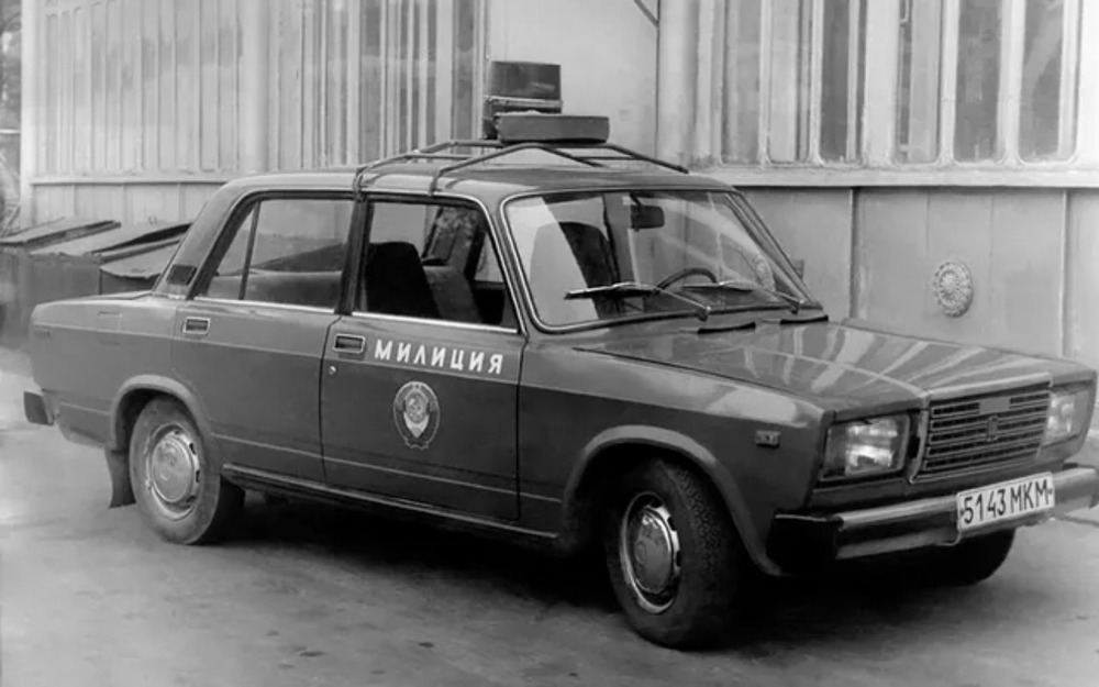 Конкурс с призом! - задачка про Жигули-«догонялки»