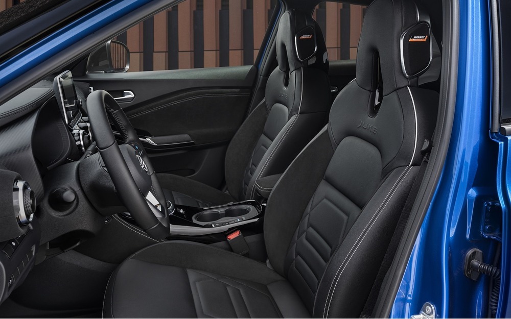 Интерьер Nissan Juke
