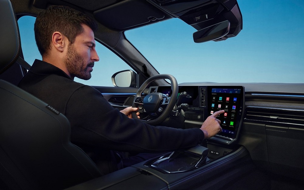 Интерьер Renault Austral