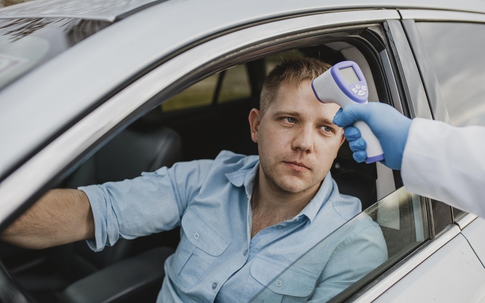 Терапевт назвала симптомы болезней, при которых нельзя садиться за руль