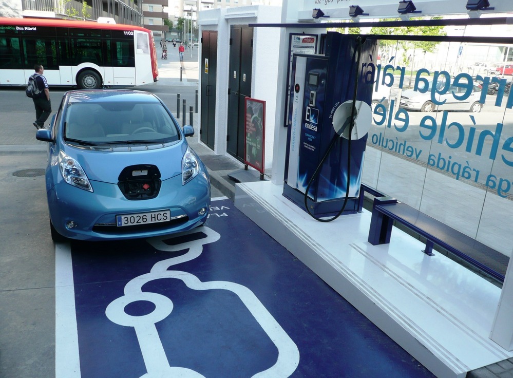 Nissan Leaf стал самым популярным электромобилем в Европе