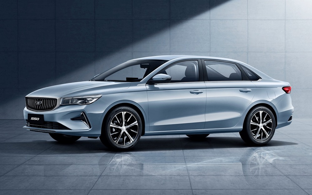 Этот добротный седан будет заметно дешевле китайского оригинала