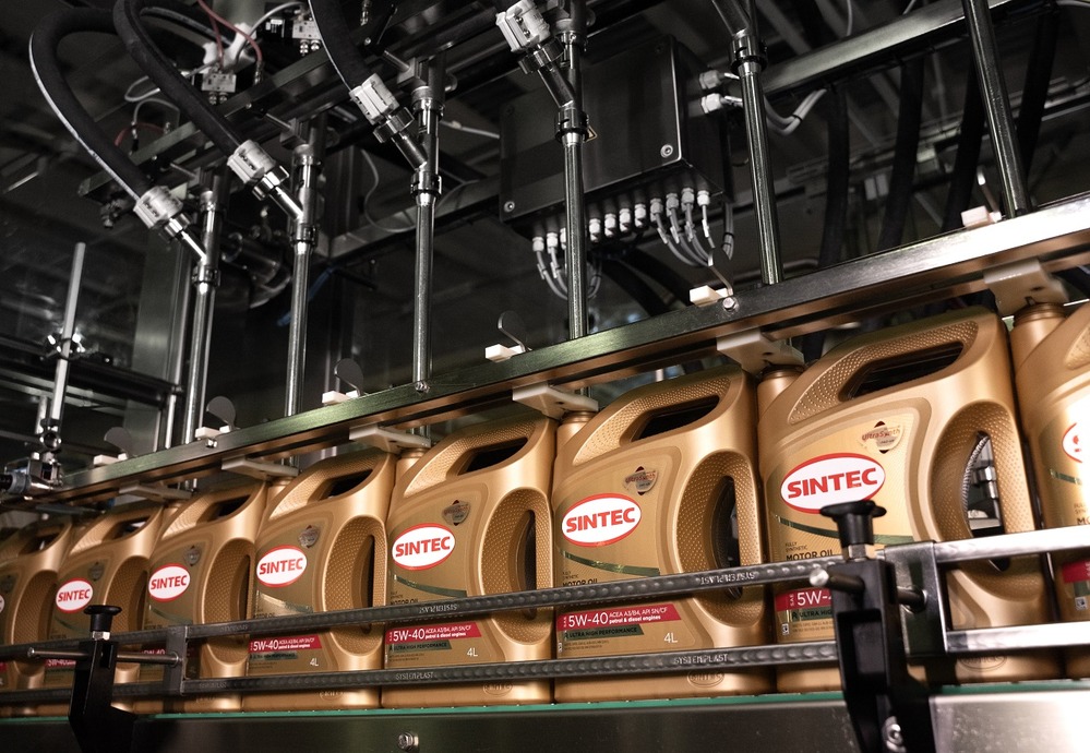 Смазочные материалы SINTEC будет выпускать крупнейший в Европе контрактный блендинг