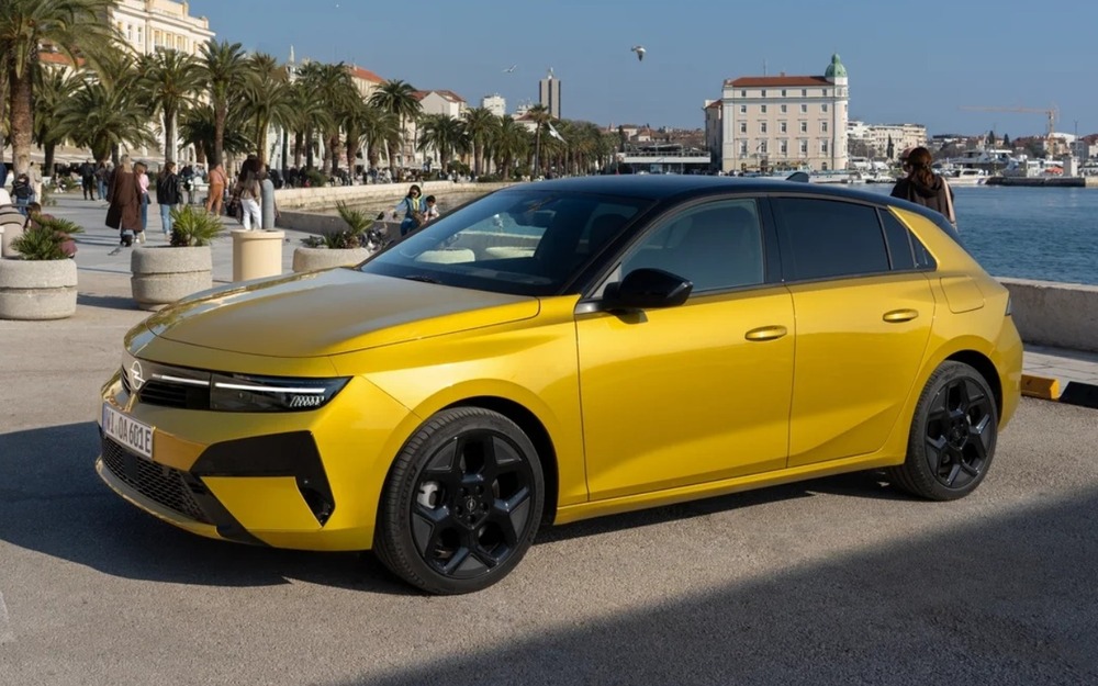 Opel Astra актуального поколения