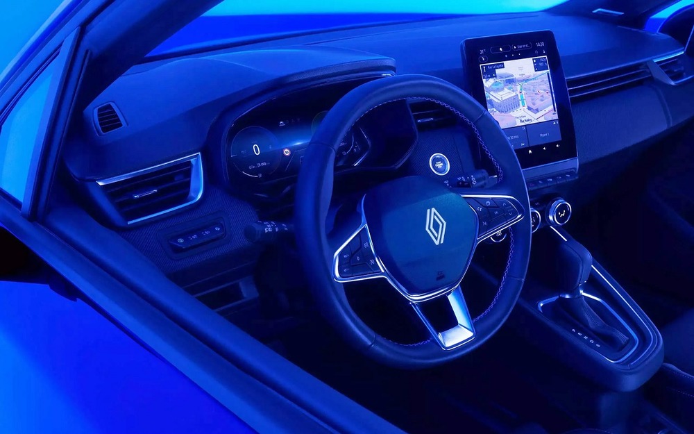 Интерьер Renault Clio 2025