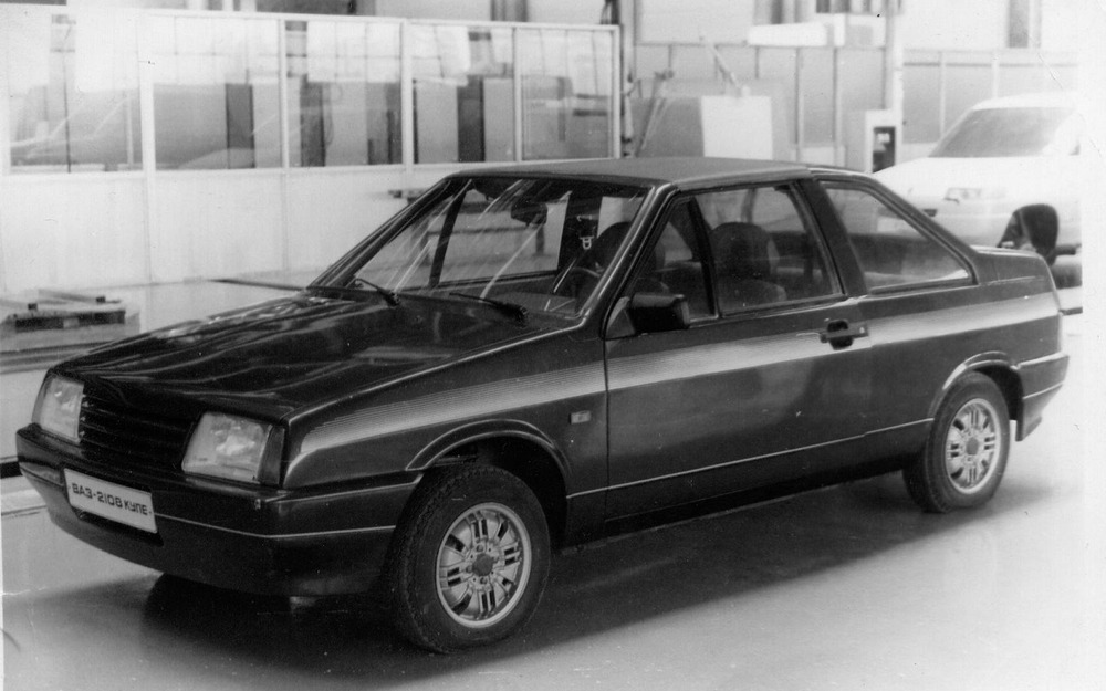 Опытный образец Лады Самары с кузовом тарга.