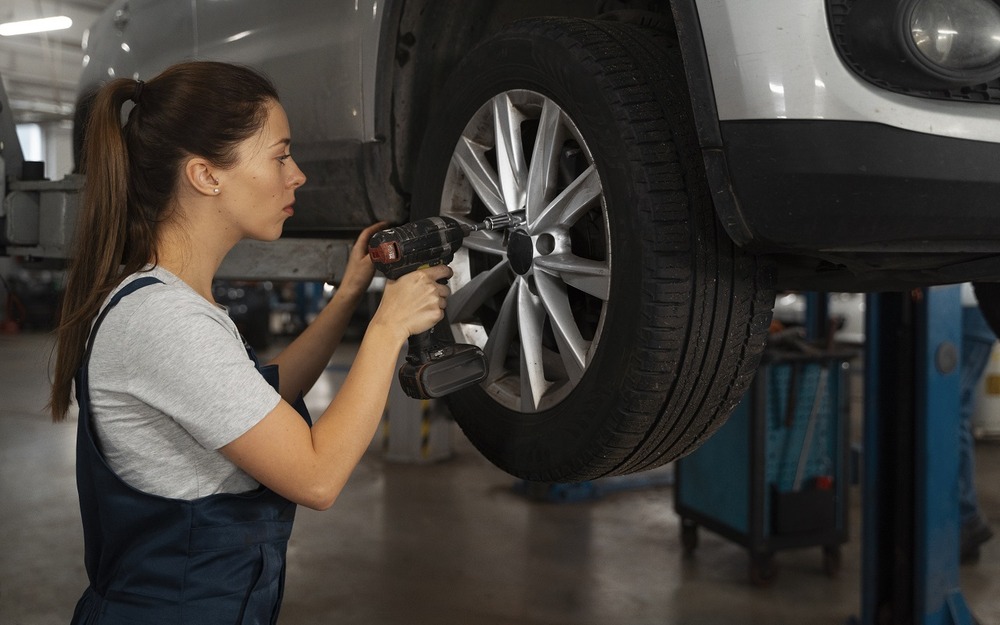 Этим водителям нужно переходить на зимние шины как можно раньше