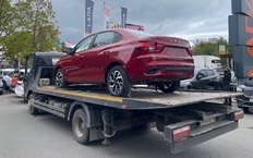 АВТОВАЗ готовится к продажам Искры - машины поехали к дилерам