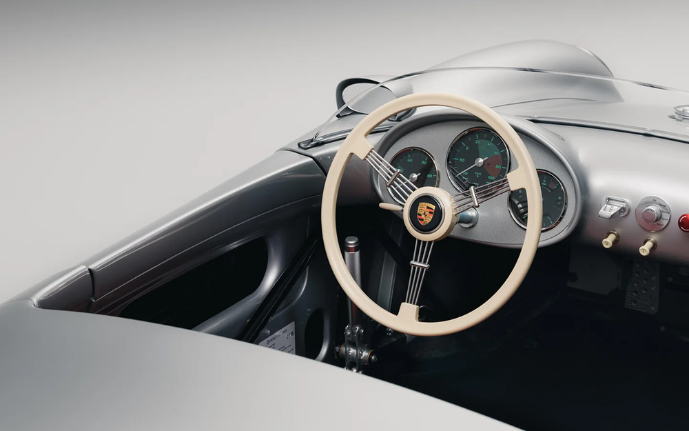 Интерьер Porsche 550 Spyder J