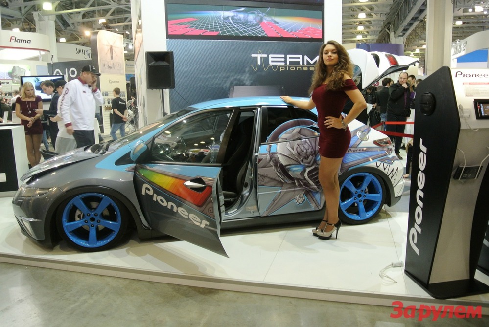 «За рулем» - генеральный медиапартнер Car Media на выставке Consumer Electronics &amp; Photo Expo 2013