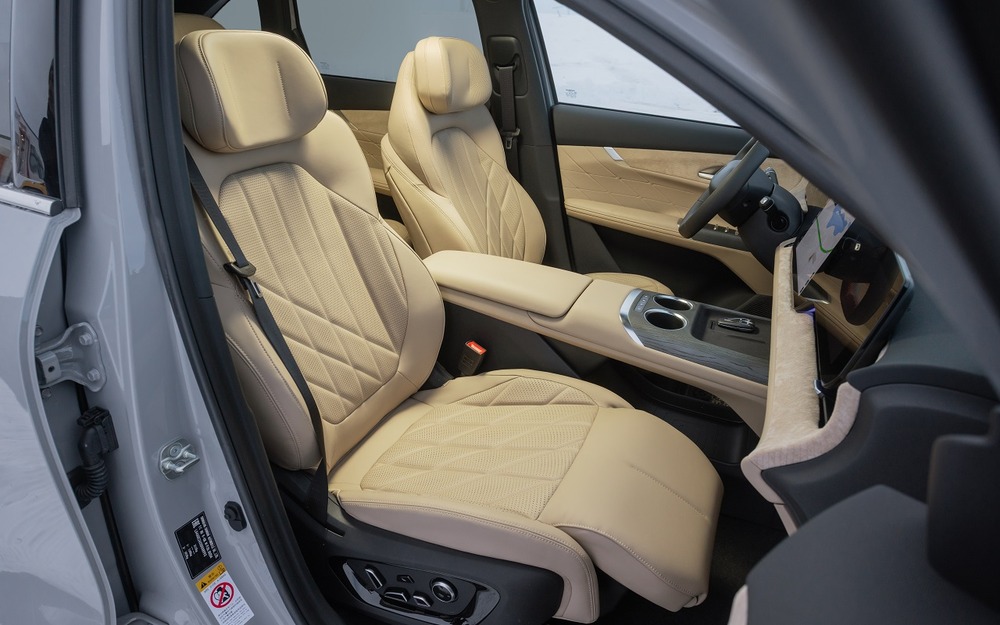 Интерьер Changan CS75 Plus