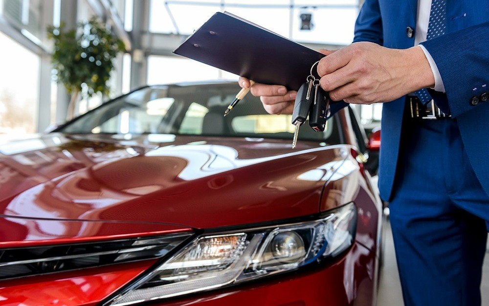 Цены на новые легковые машины достигли рекорда более чем за 25 лет