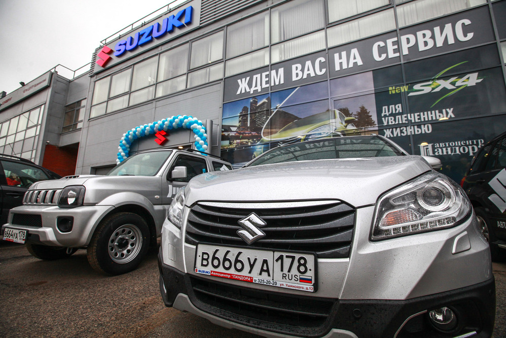 Автомобили за год подорожали почти на четверть