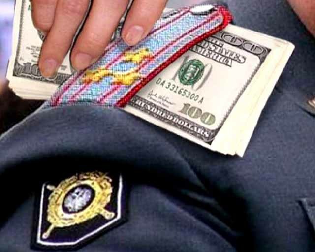 Главный гаишник Рязани погорел на взятке в 500 тысяч 