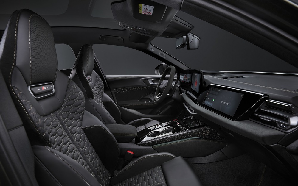 Интерьер Audi RS5