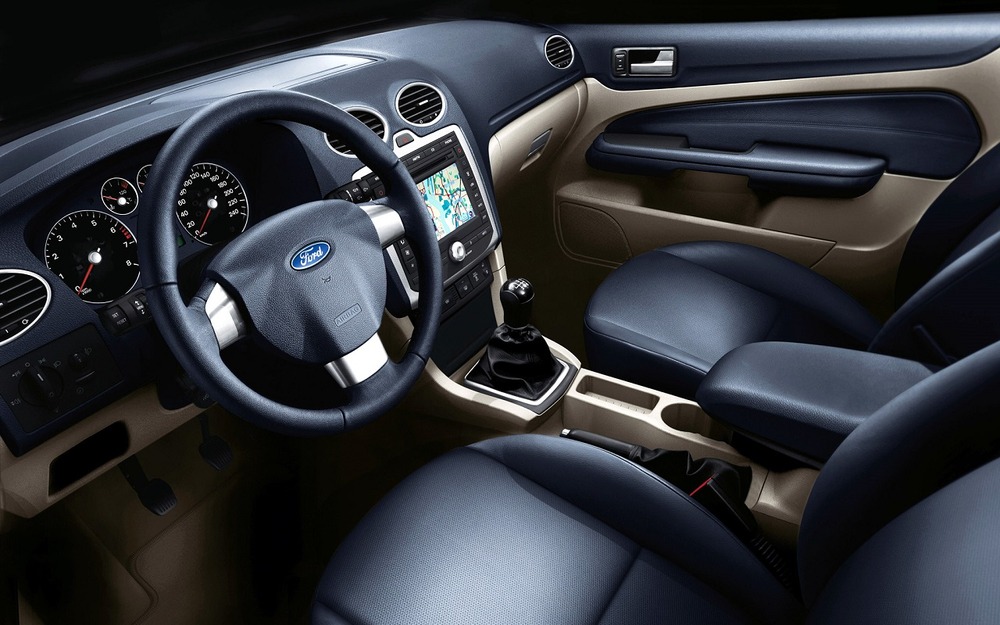 Интерьер Ford Focus