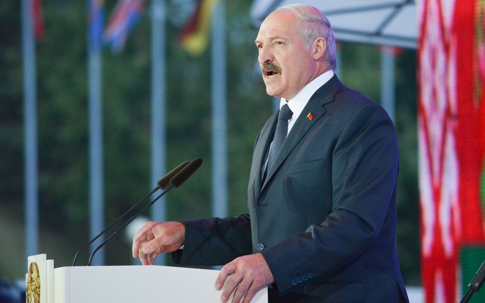 Останавливаться нельзя - Лукашенко в ходе экскурсии на «БелДжи» призвал к локализации