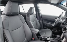 Интерьер Toyota Corolla Cross