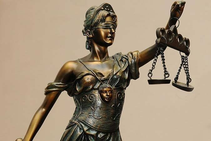 Сын замгенпрокурора устроил пьяный дебош после ДТП