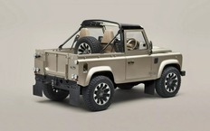 Land Rover Defender V8 Soft Top