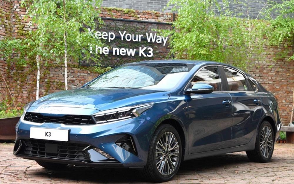 Kia обновила седан Cerato: первые фото и подробности