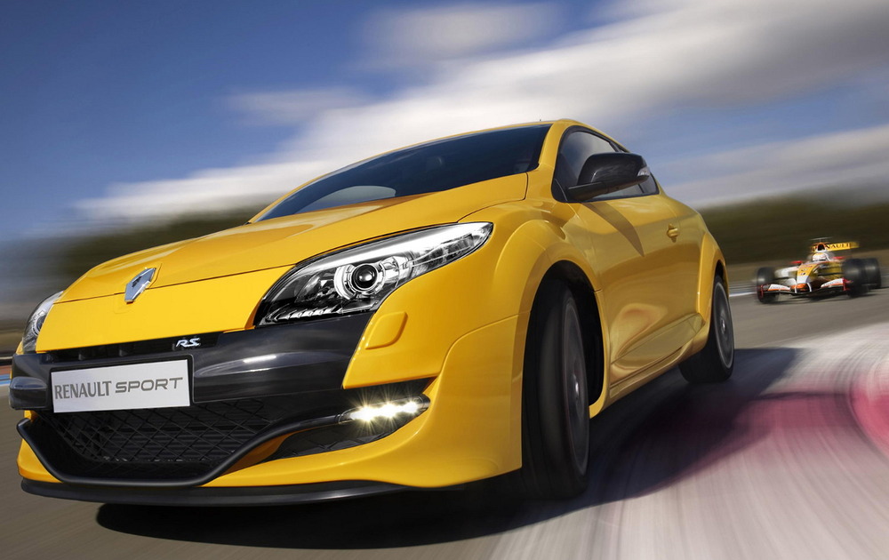 Renault начинает продажи спорткара Megane RS