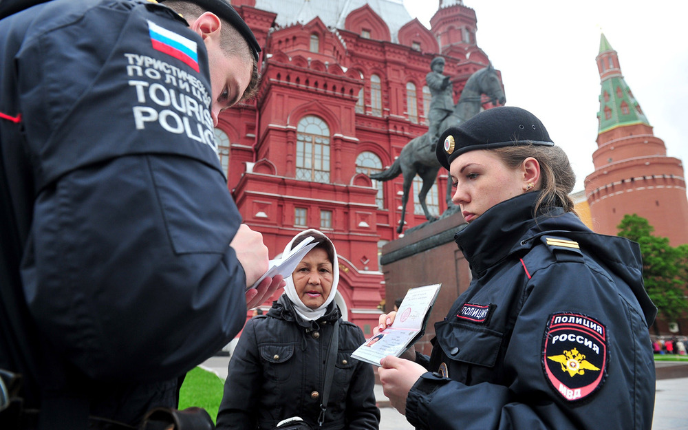 Полиции предлагают разрешить вскрывать автомобили