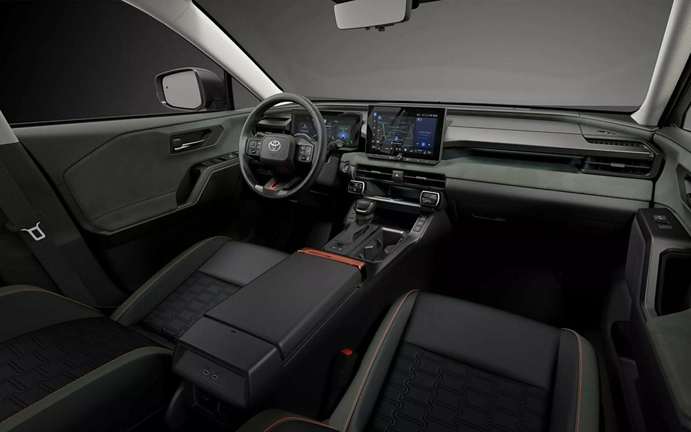 Интерьер Toyota RAV4