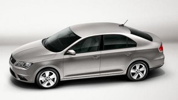 Снимки серийного лифтбека SEAT Toledo проникли в Сеть