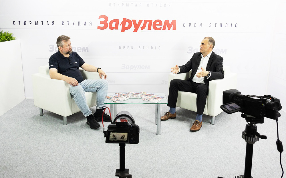 Открытая студия «За рулем» начала работу на выставке ИнтерАвтоМеханика 2026