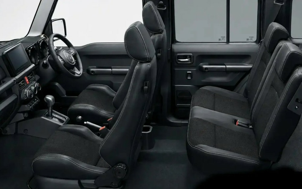 Интерьер Suzuki Jimny Nomade
