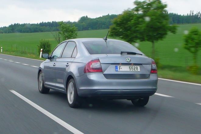 Skoda Rapid «засветилась» в Чехии без камуфляжа