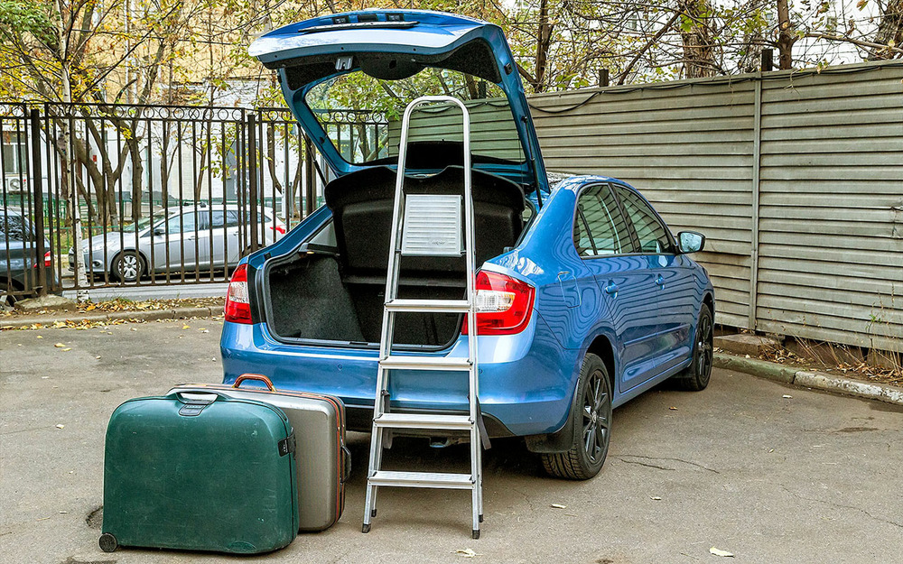 Как довезти полезные вещи на машине на дачу без штрафов, царапин и нервов