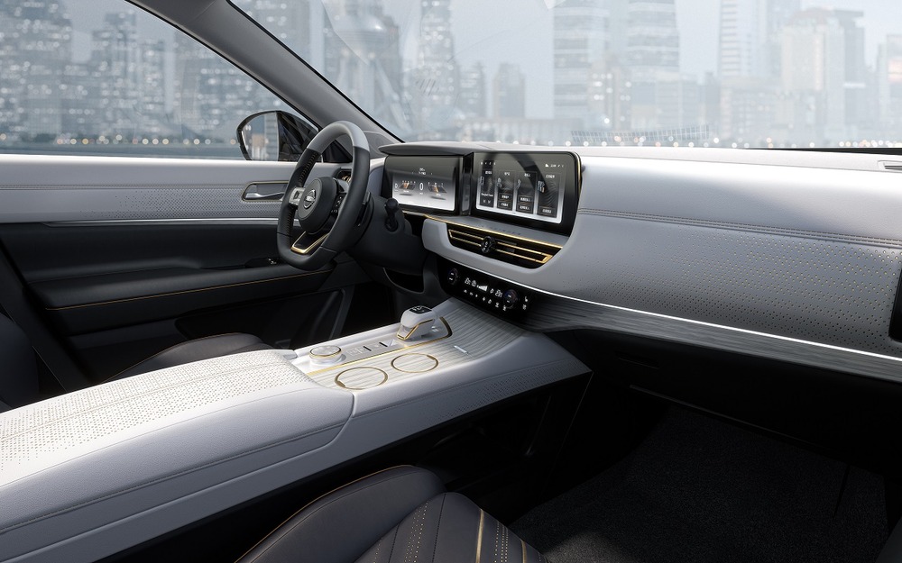 Интерьер Nissan Pathfinder