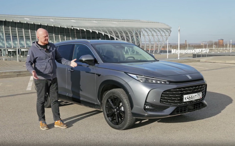 Новый Москвич М70: два литра, автомат и британские корни - первый тест!