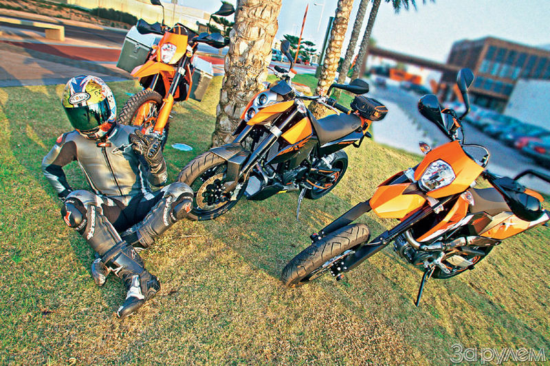 KTM 690 Enduro, эндуро
KTM 690SMC, мотард
KTM 690 Duke, дорожный

