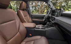 Интерьер Toyota Land Cruiser Prado 250