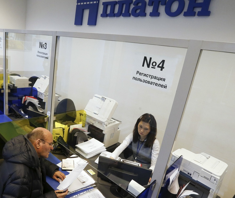 Владельцам большегрузов разрешили платить «Платону» постфактум