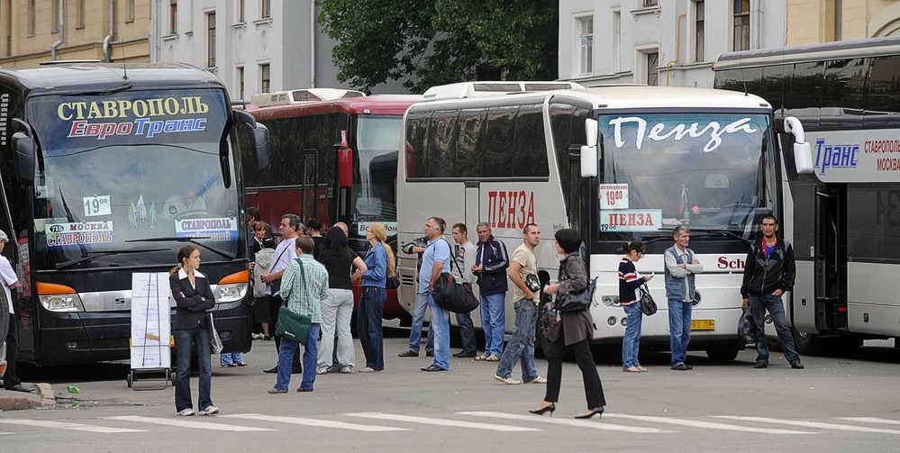 Депутат предлагает запретить эксплуатацию старых импортных автобусов